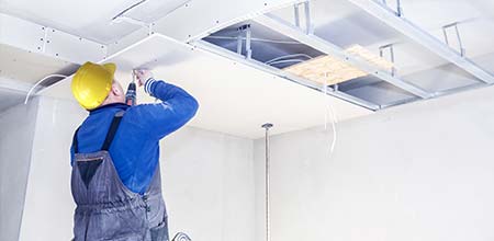 vals plafond aanbrengen